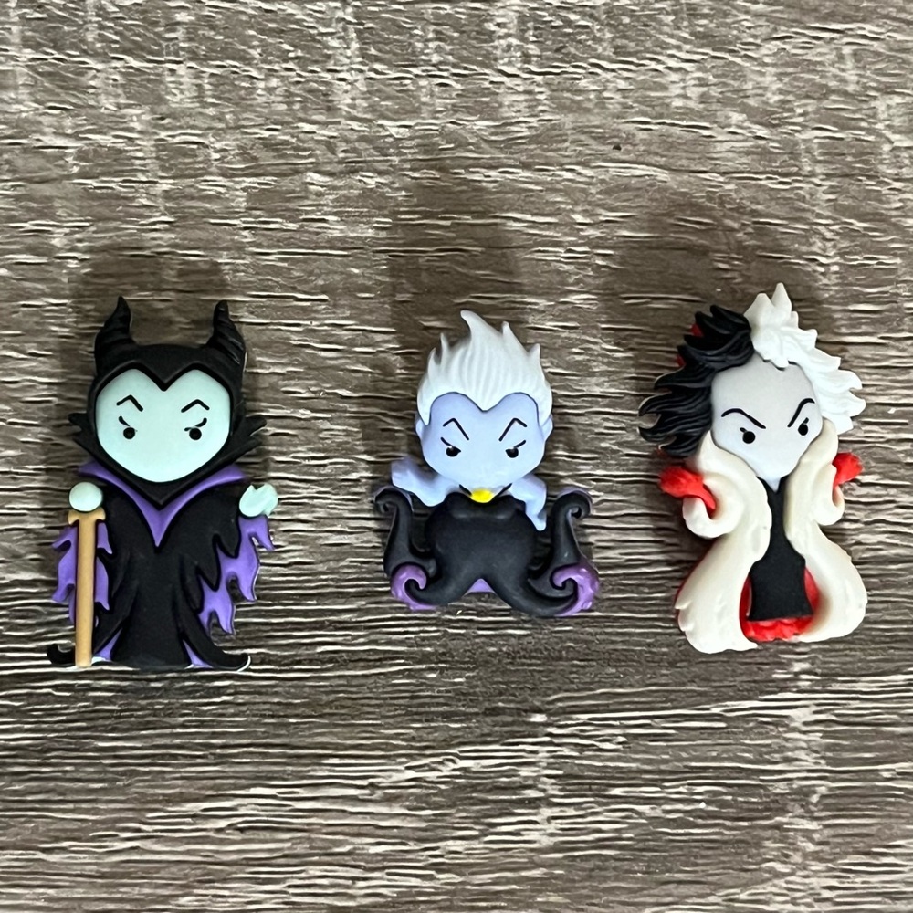 NWOT Disney Villain Novelty Craft Button Set